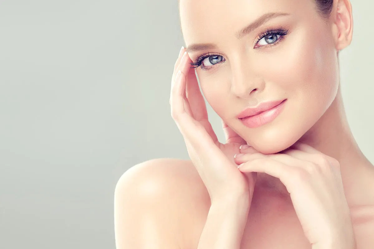 Collagene da bere: i benefici della proteina amica della pelle