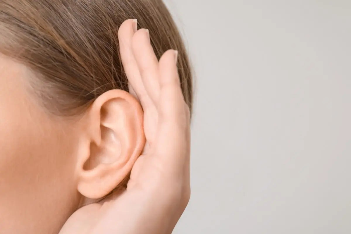Ipoacusia: sintomi, cause e come si cura