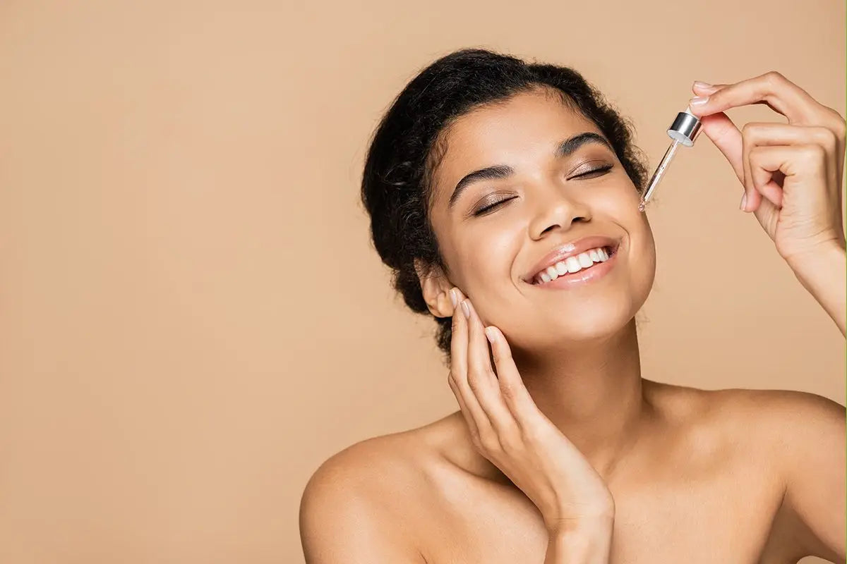 Acido Ialuronico e Niacinamide: tutti i benefici