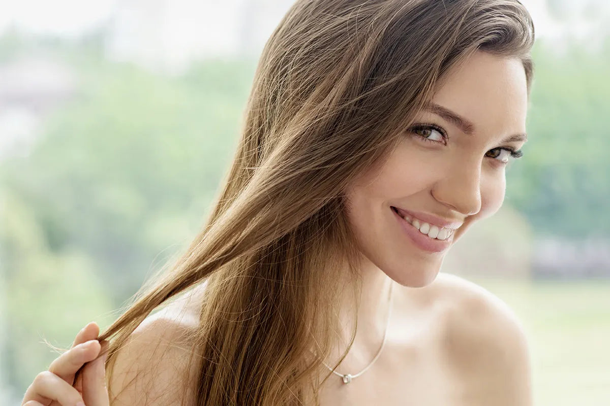 Come favorire la crescita dei capelli nelle donne