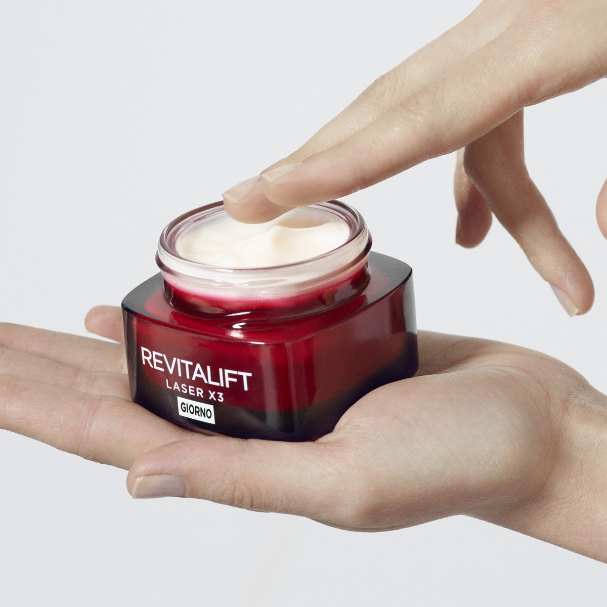 L'Oréal Paris Revitalift Laser X3 Crema Viso Giorno Antirughe 50ml-4
