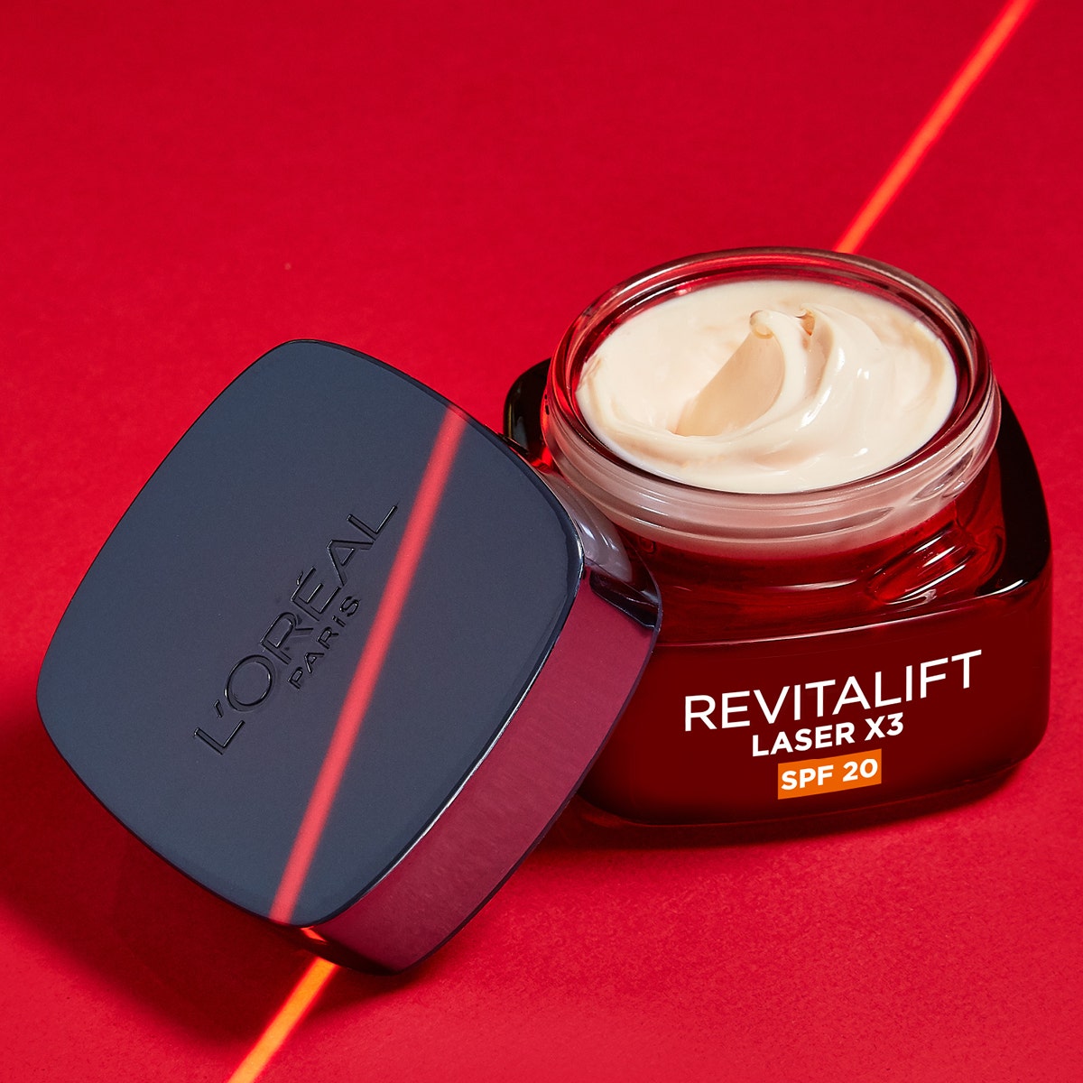 L'Oréal Paris Revitalift Laser X3 Crema Viso Giorno SPF 20 Antirughe 50ml  - 3