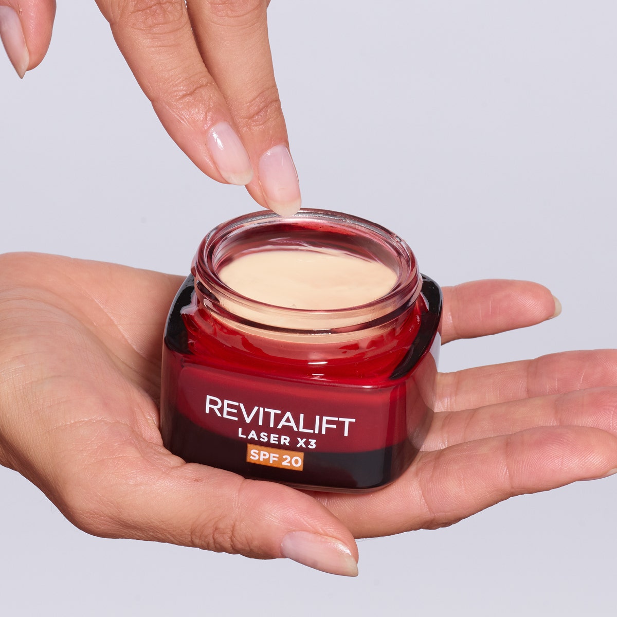 L'Oréal Paris Revitalift Laser X3 Crema Viso Giorno SPF 20 Antirughe 50ml  - 4