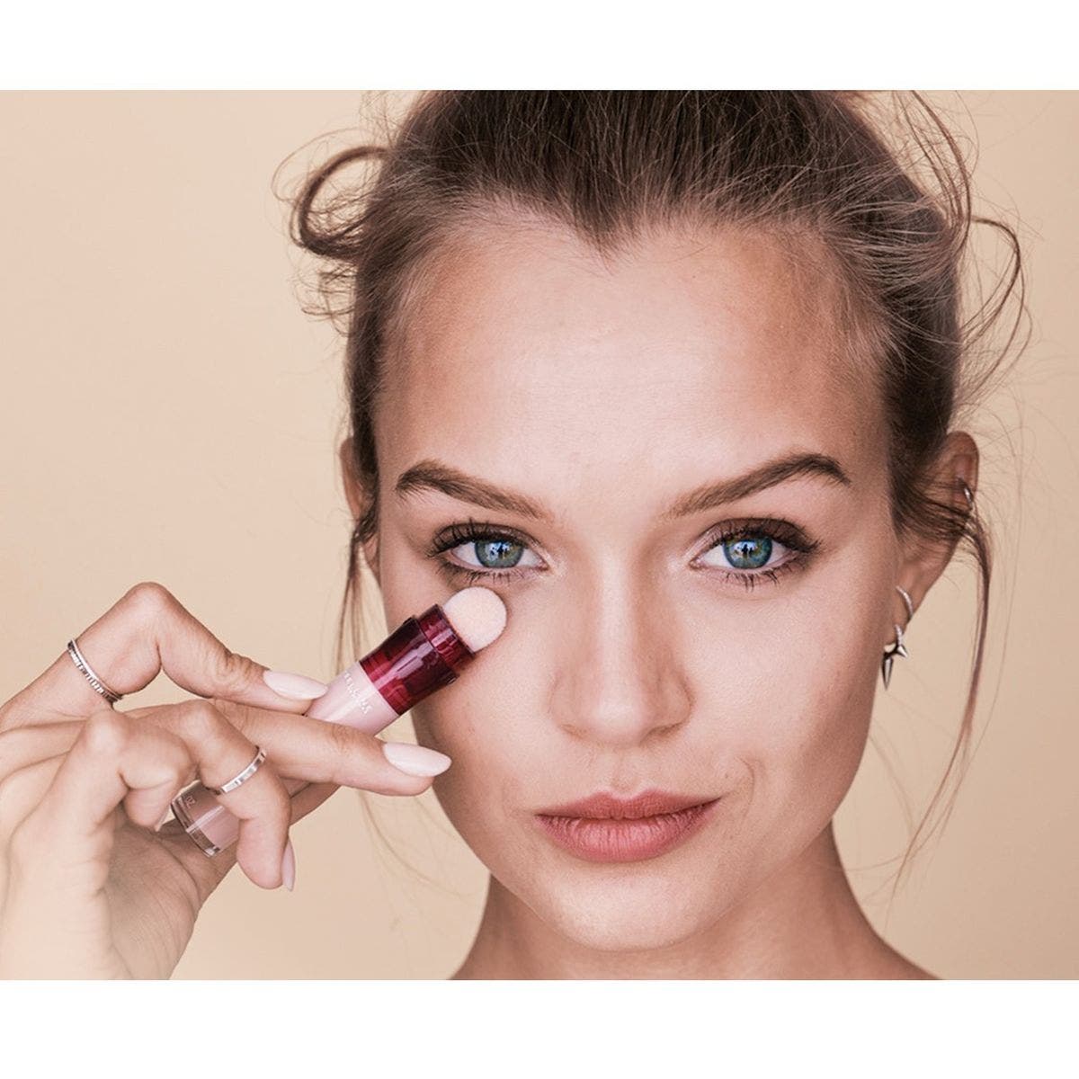 Maybelline New York Correttore Liquido Cancella Età 02 Nude 1 Pezzo  - 7