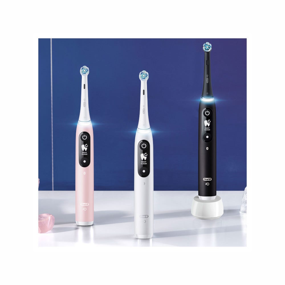 Oral-B iO6 Spazzolino Elettrico Ricaricabile Nero Con Custodia Da Viaggio-4