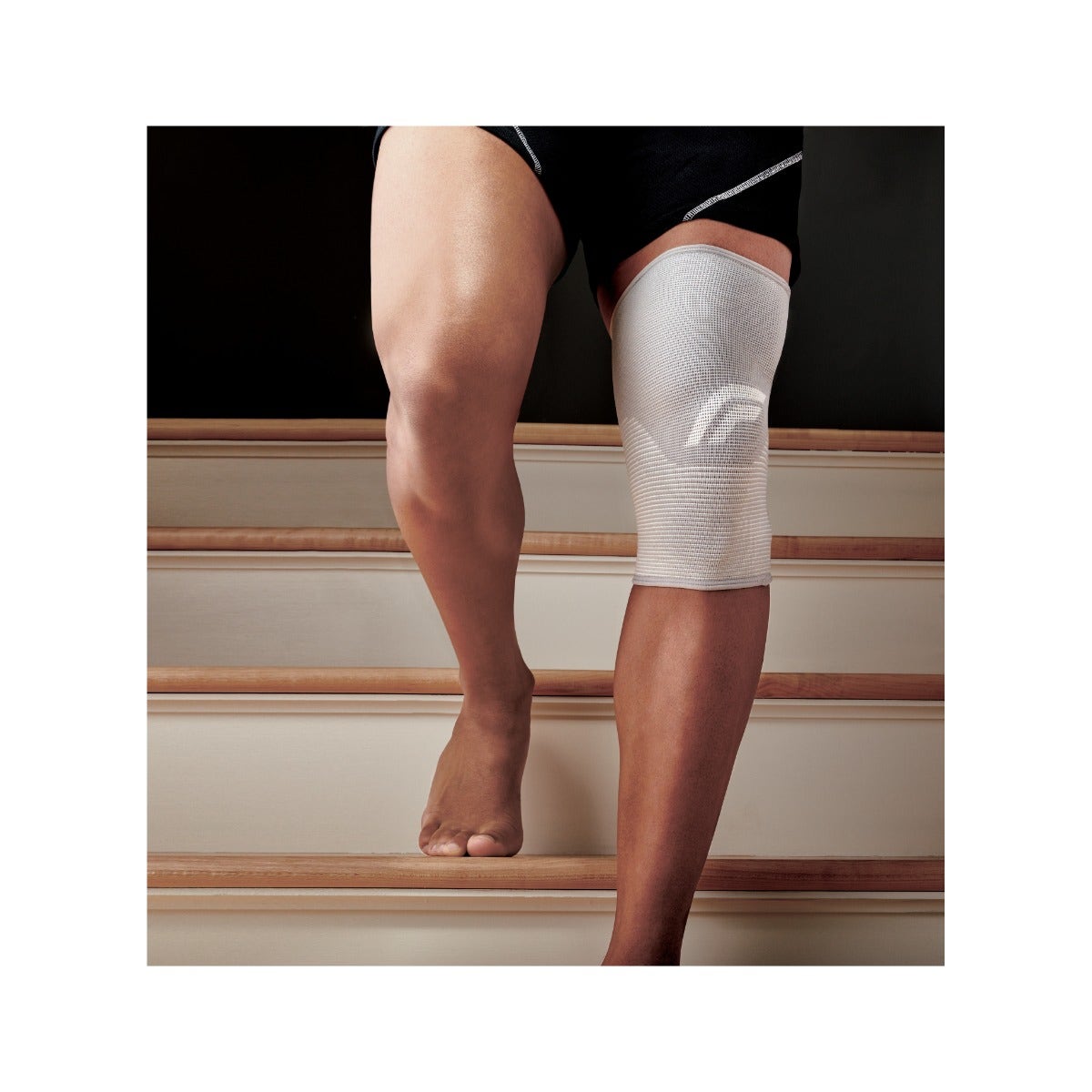 Futuro Supporto Per Ginocchio Comfort Taglia Medium-7