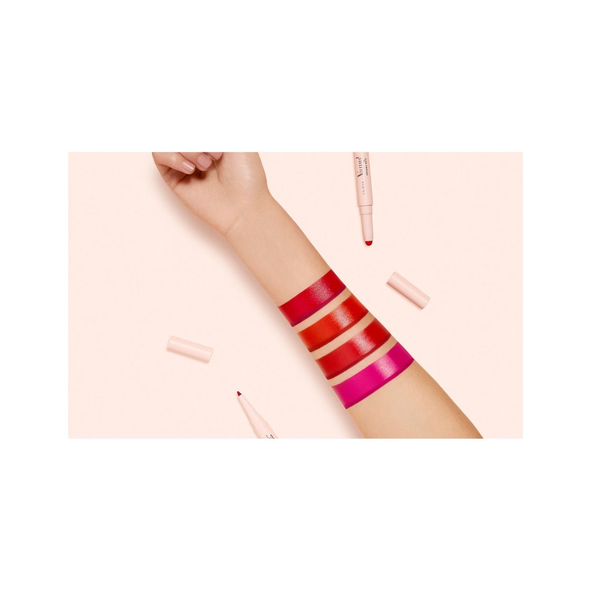 Pupa Vamp! Matita Labbra Contouring & Rossetto Brillante 010 True Red-3