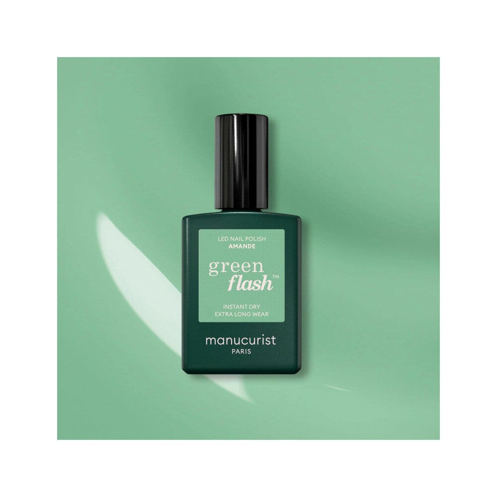 Manucurist Green Flash Smalto Led Amande 15ml-1
