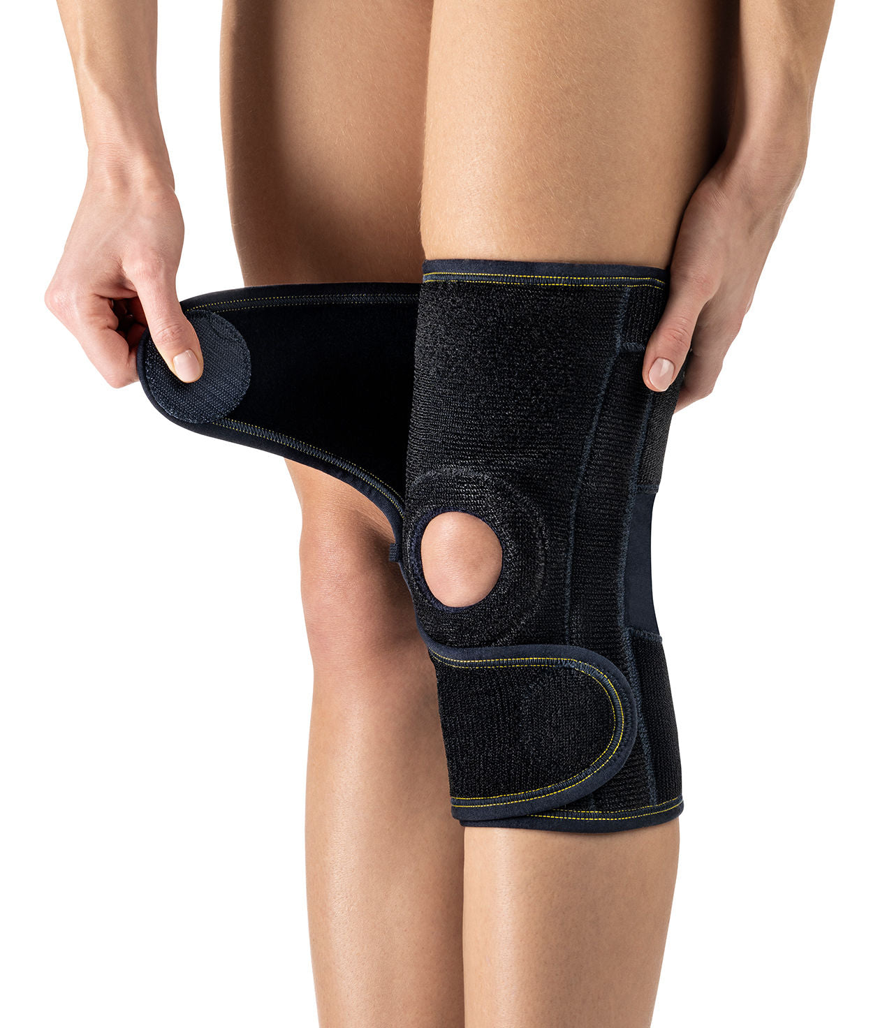 Pavis Ginocchiera Elastica Con Foro E Aste Policentriche Colore Blu Cod. 022