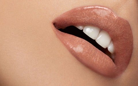 Miss Pupa Rossetto Ultra Brillante 600 Champagne 2,4ml  - 2