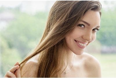 Come favorire la crescita dei capelli nelle donne