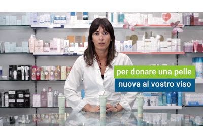 Scopri la maschera peeling di Caudalie su farmae.it