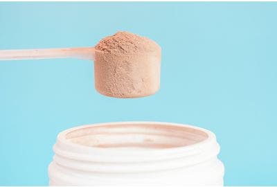 Proteine in polvere: vantaggi e controindicazioni