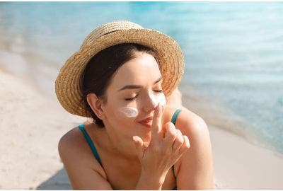Come scegliere la crema solare per proteggere la pelle