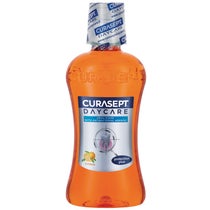 Curasept Collutorio Day Care Protection Plus Agrumi 250ml - 1