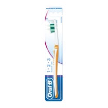 OralB Spazzolino 1.2.3 Classic Care 40 Medio - 2